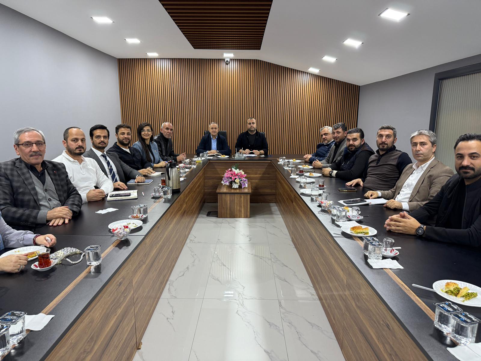 Haftalık olağan ilçe yürütme ve yönetim toplantımızı gerçekleştirdik